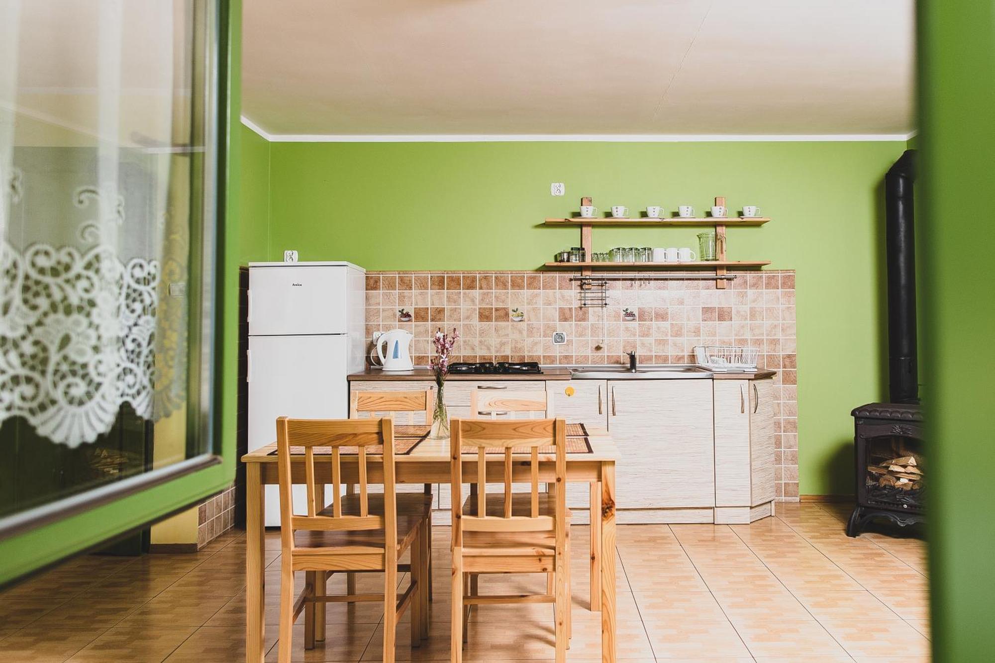 Stajnia Sarnowek Nad Jeziorem Rozany Rozajny Wielkie Szoba fotó