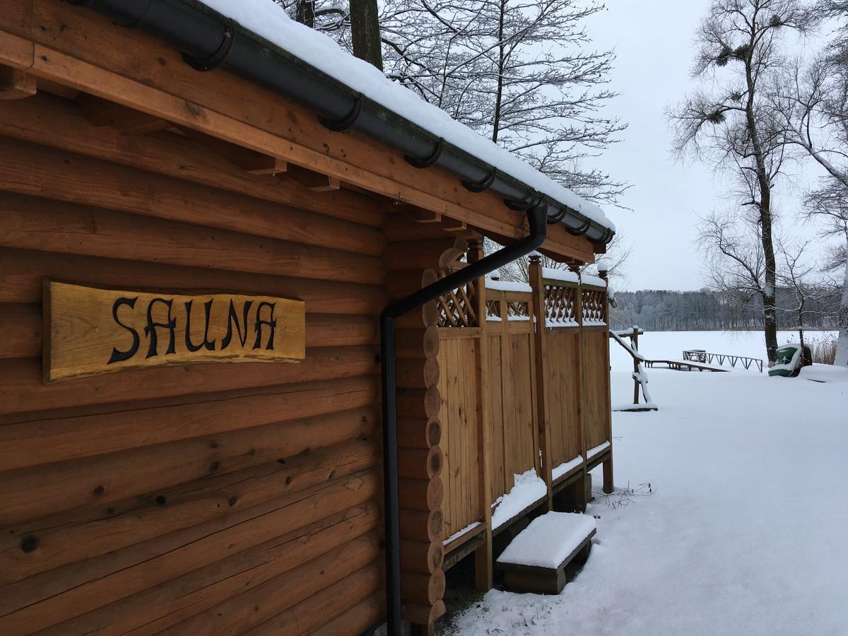 Stajnia Sarnowek Nad Jeziorem Rozany Rozajny Wielkie Kültér fotó